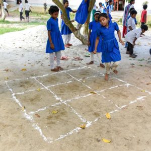 bangladesh-kids-playinggames